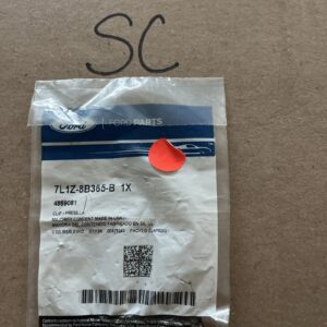 GENUINE FORD 7L1Z-8B365-B  UPPER RADIATOR HOSE CLIP NEW OEM