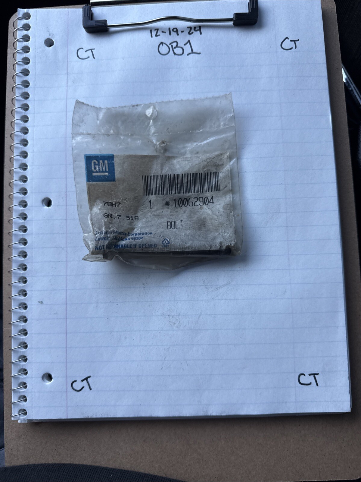 GM BOLT 10062904 GM OEM