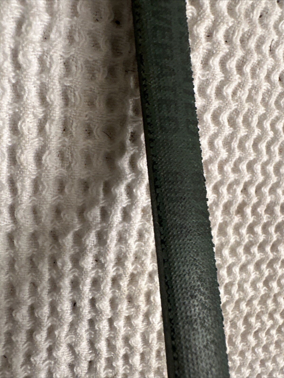 Gates 6876 (4L760K) PoweRated V-Belts - Image 3