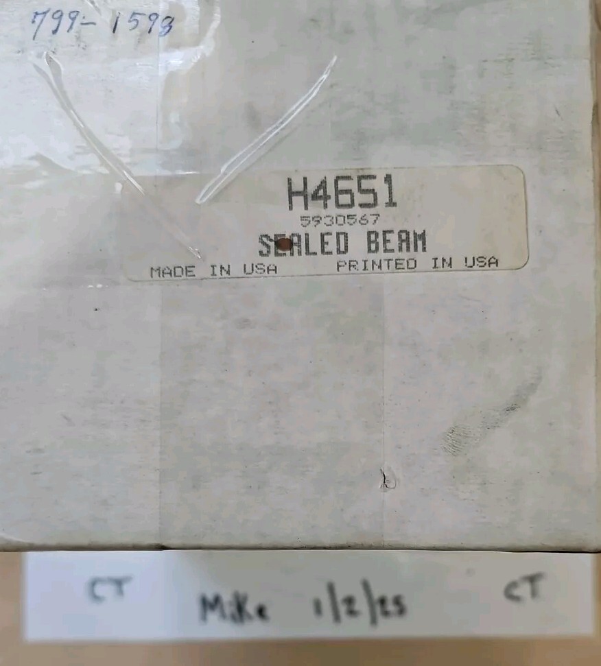 General Electric Halogen, H4651, New In Box 2 Prong Sealed Beam - Image 4