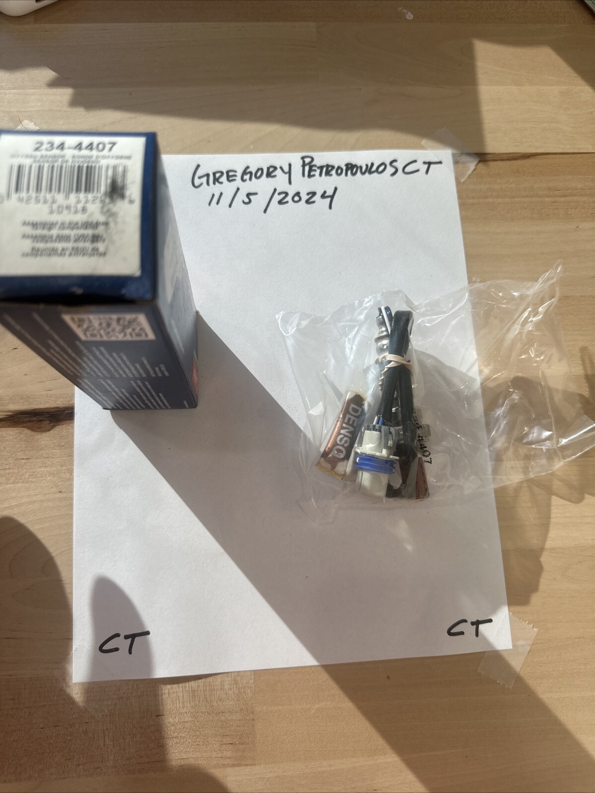 Genuine Denso 234-4407 Oxygen Sensor For 2002-2007 GMC Sierra 2500