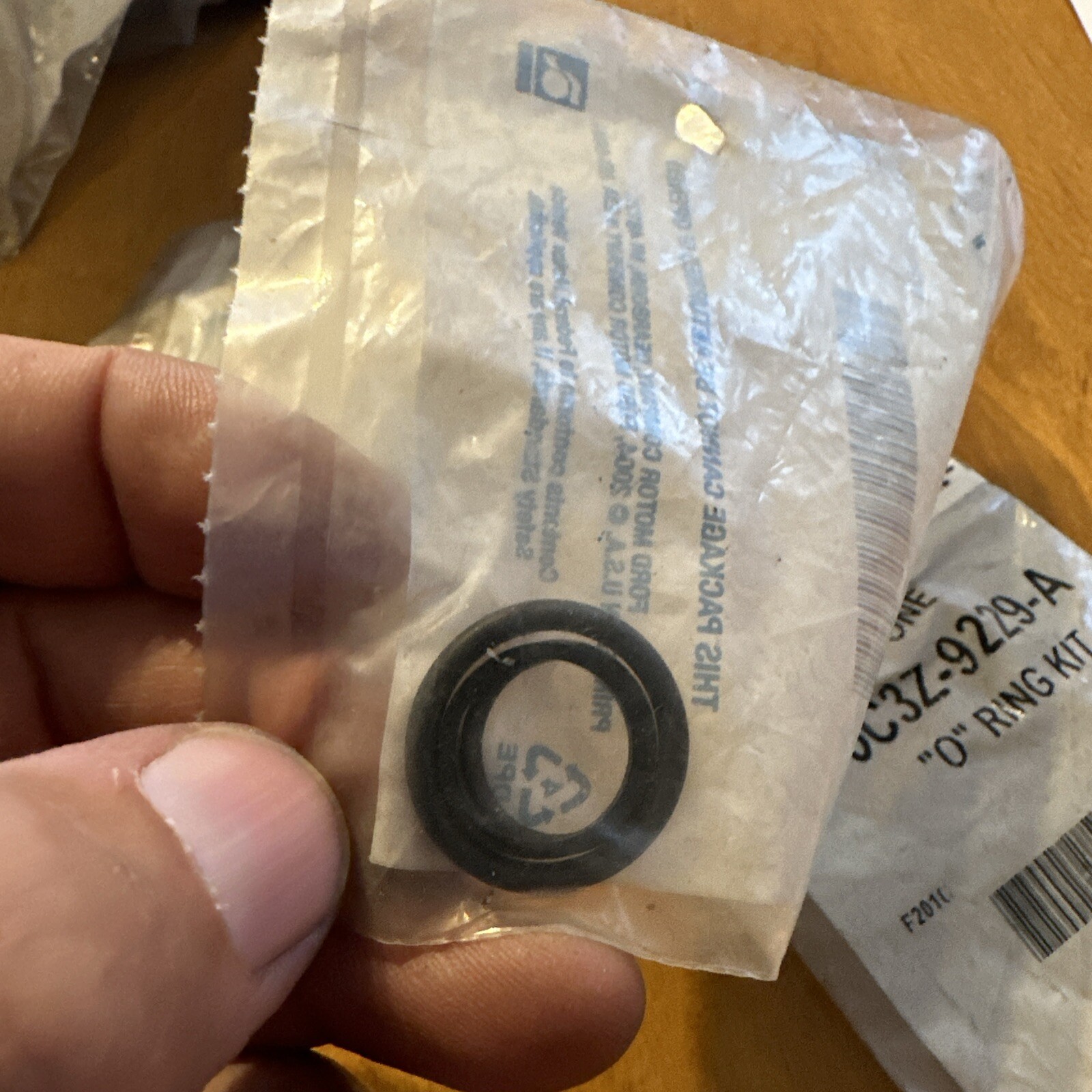 Genuine Ford Fuel Injection Pressure Regulator O-Ring 5C3Z-9229-A - Image 3