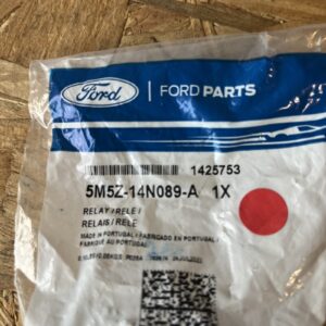 Genuine Ford Relay 5M5Z-14N089-A