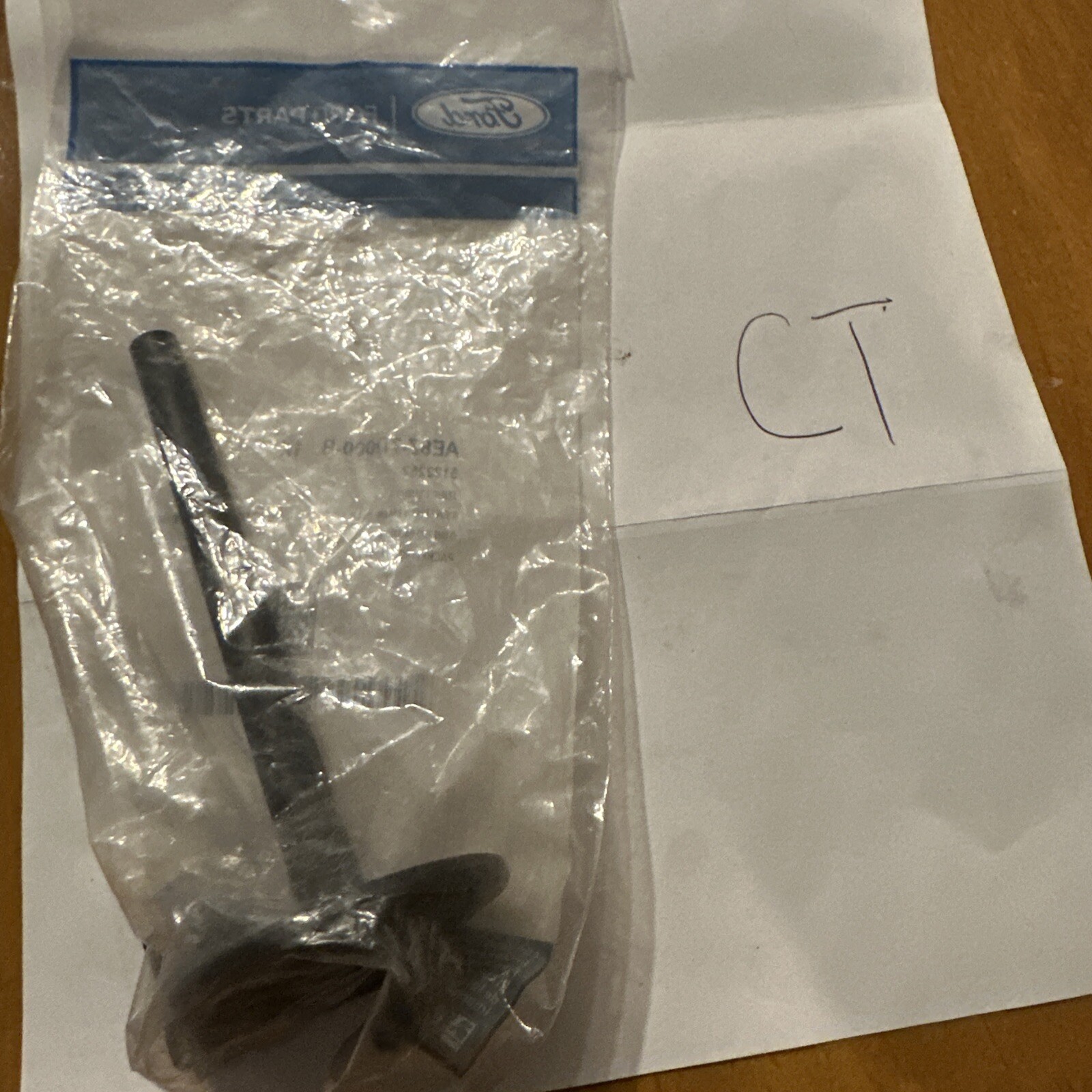 Genuine Ford Tube Oil AE8Z-7D000-B - Image 3