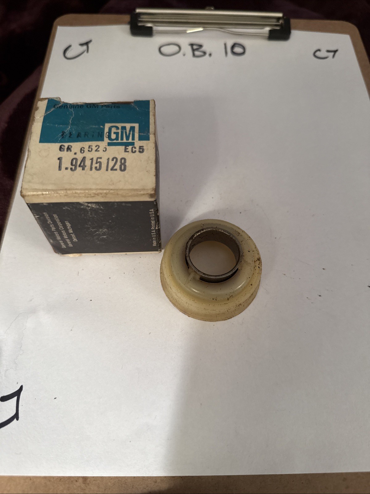 Genuine GM 1960-1972 GMC 50 60 TRUCK STEERING SHAFT LOWER BEARING GM 9415128 - Image 3