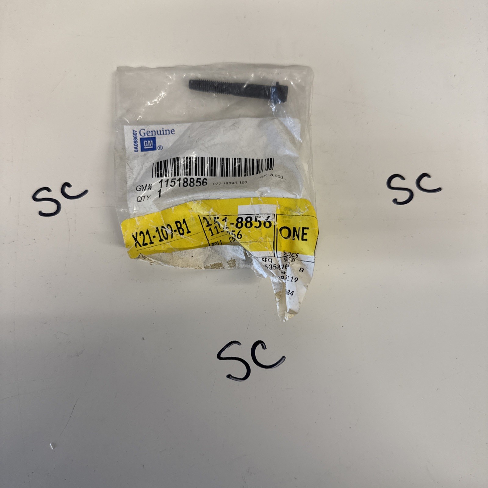 Genuine GM Camshaft Bearing Cap Bolt 11518856