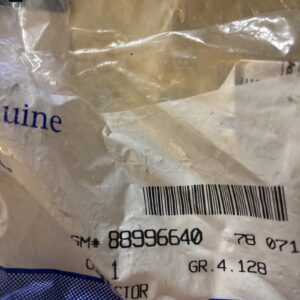 Genuine GM OEM 88996640 - CONNECTOR KIT NOS