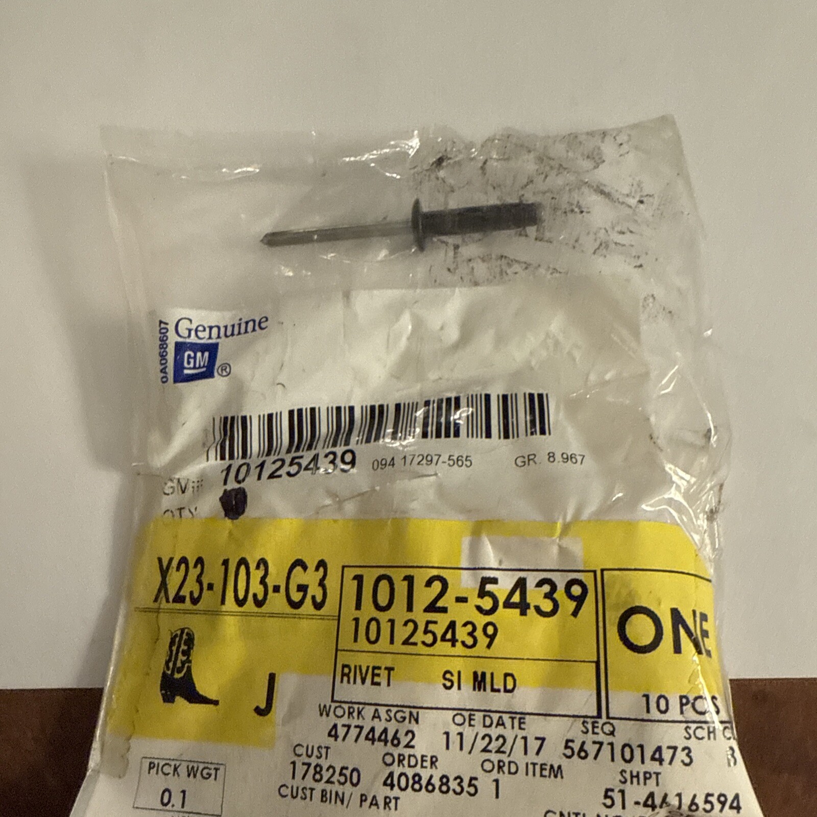 Genuine GM Rivet 10125439