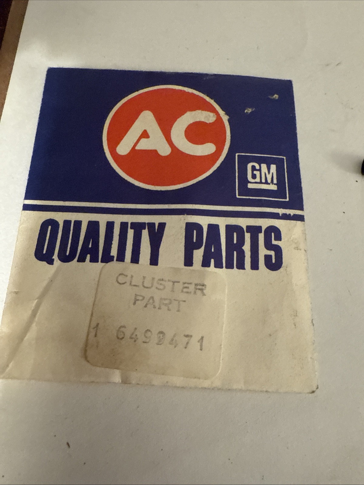 Genuine Gm Cluster Part Clock Stem Cover 6499471 Nos OEM - Image 3
