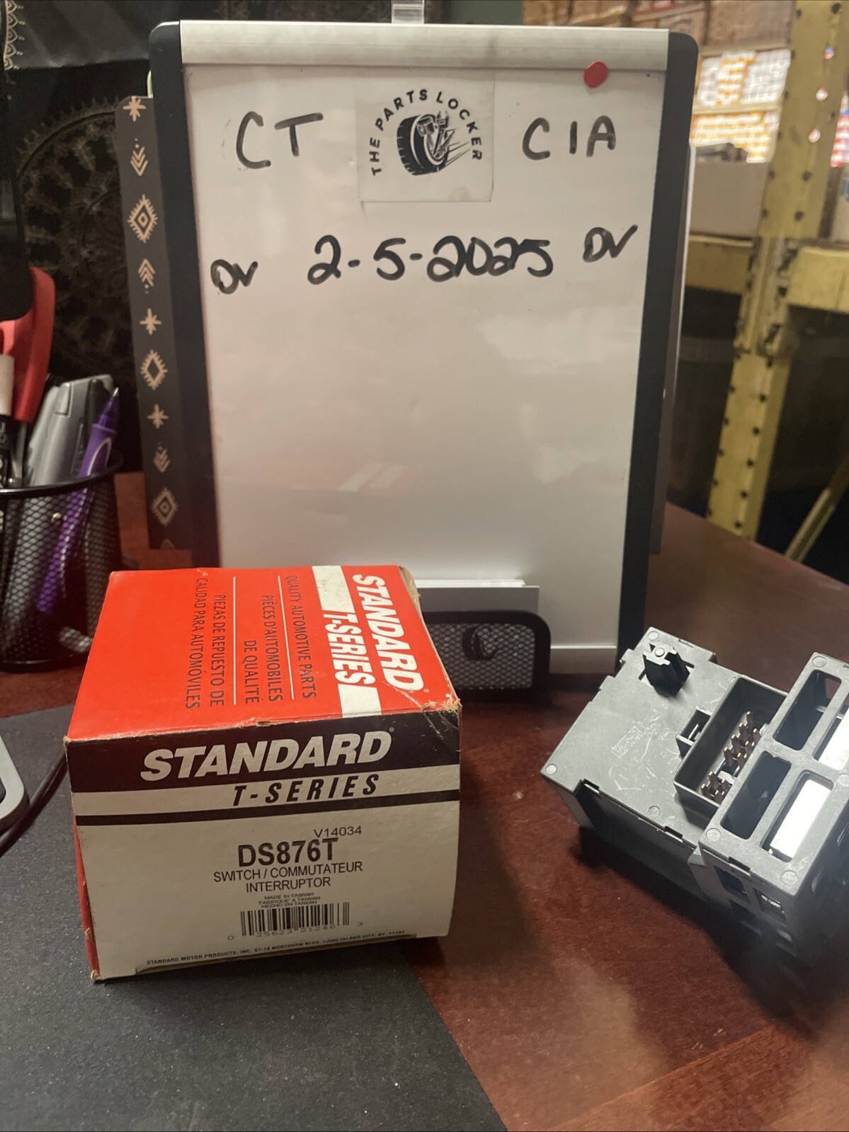 Headlight Switch Standard DS876T