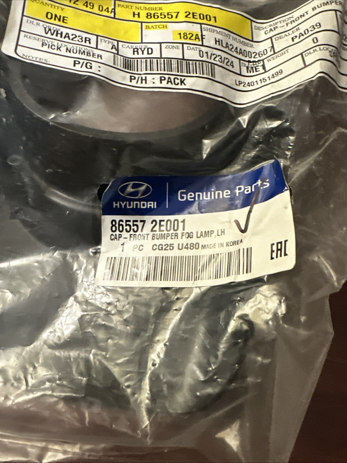 Hyundai OEM Genuine 86557 2e001 Cap For Front Bumper Fog Lamp LH - Image 3