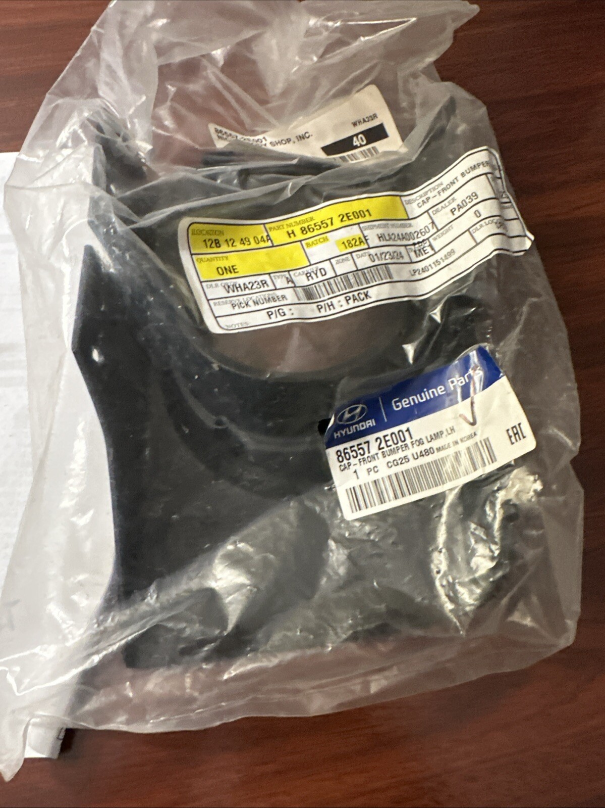 Hyundai OEM Genuine 86557 2e001 Cap For Front Bumper Fog Lamp LH - Image 4