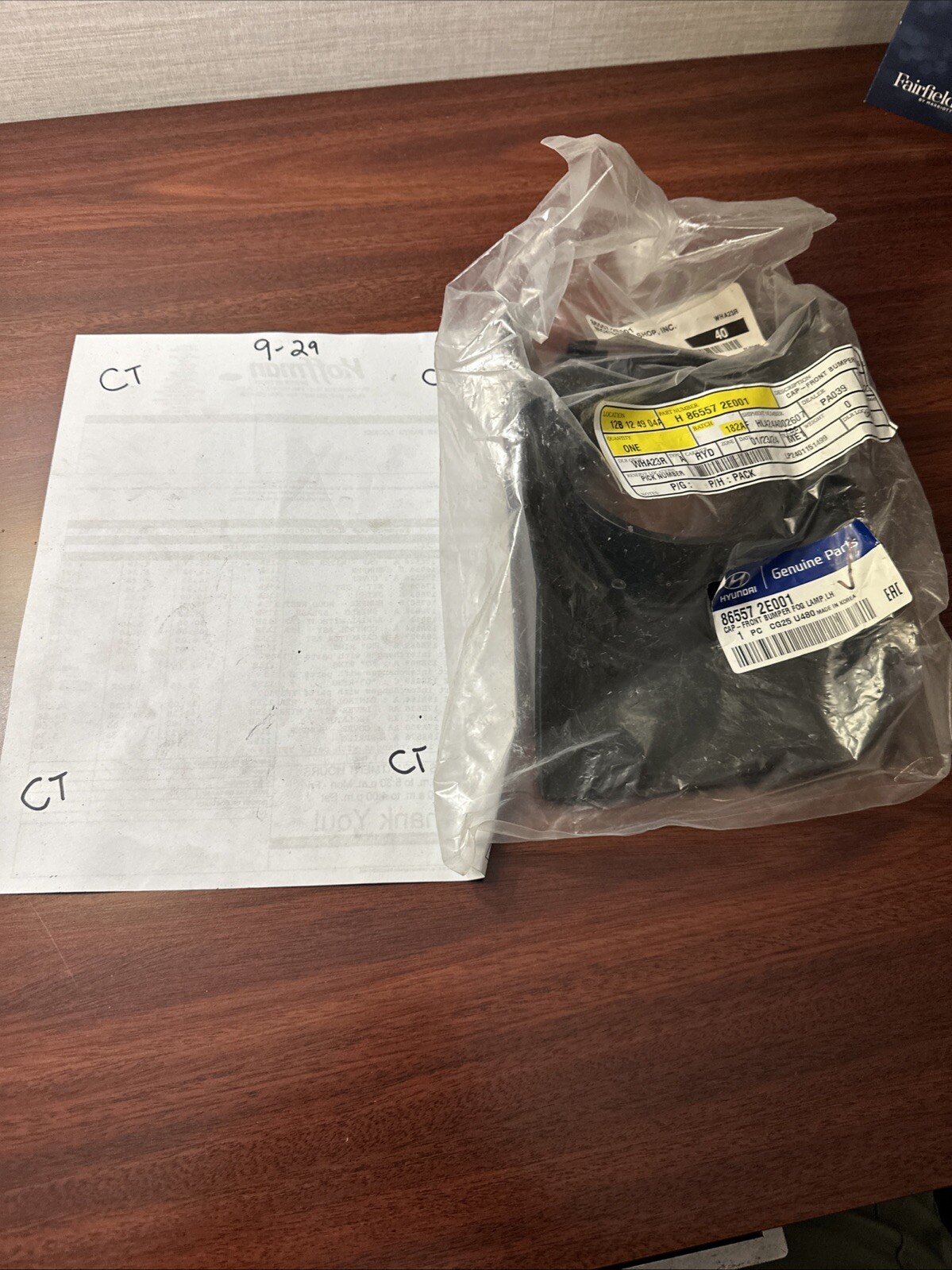 Hyundai OEM Genuine 86557 2e001 Cap For Front Bumper Fog Lamp LH