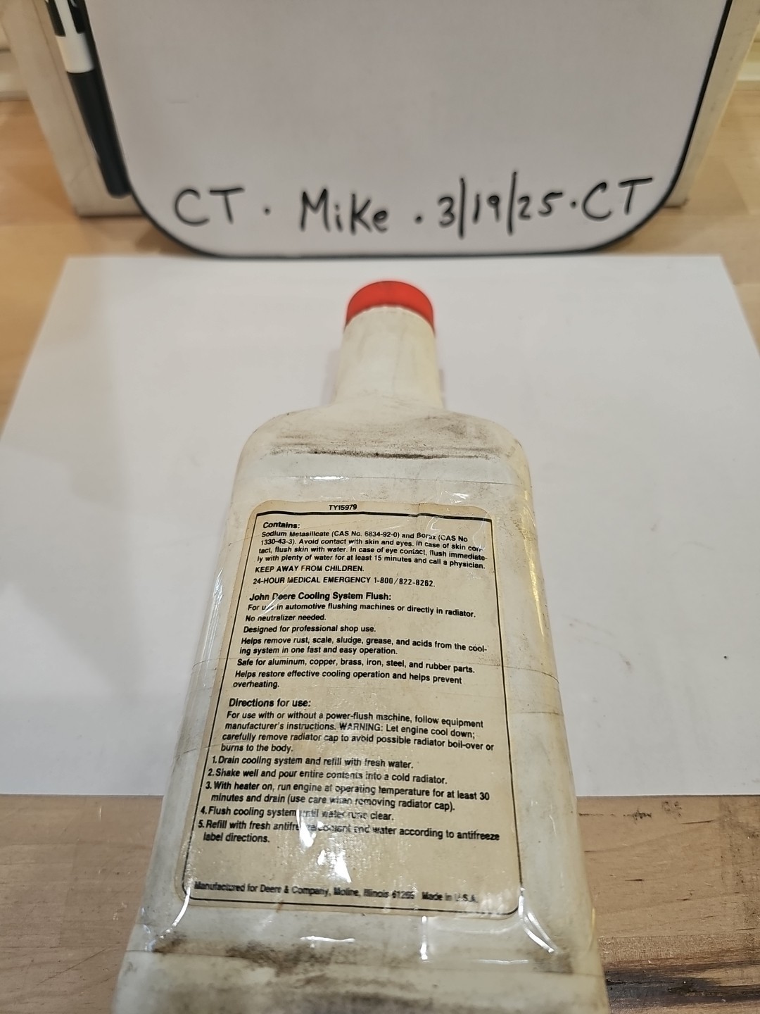 John Deere TY15979 Cooling System Flush 16 Fl. Oz. - Image 3