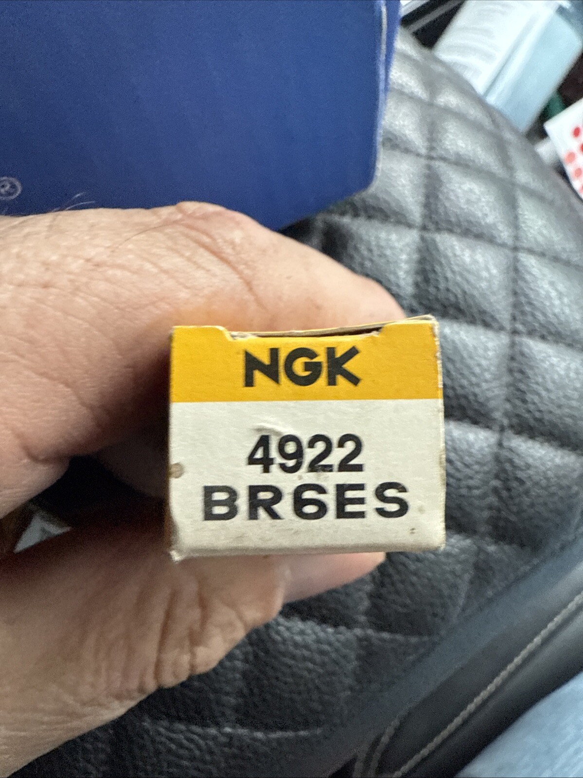 NGK - 4922 - Spark Plugs, BR6ES