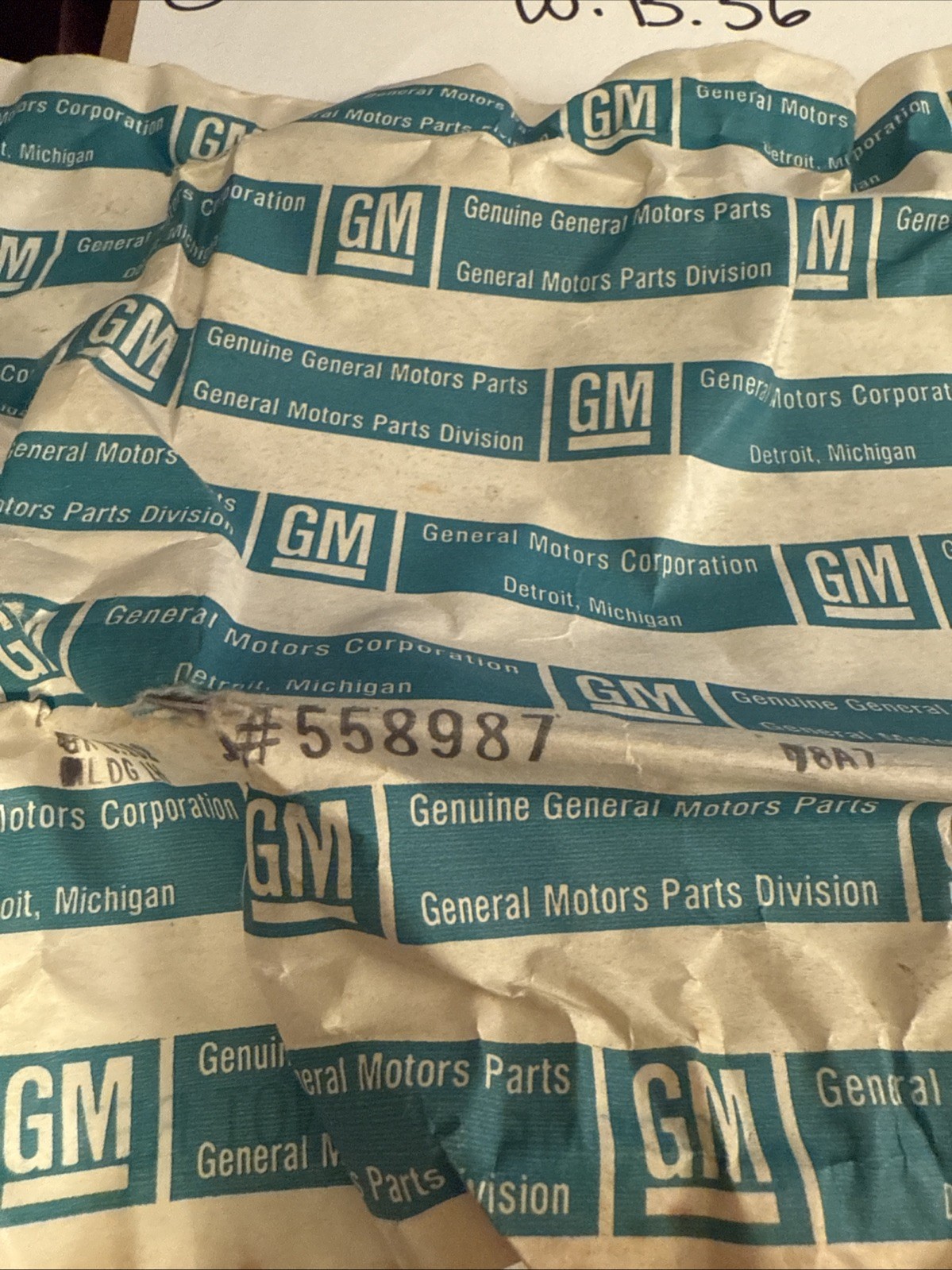 NOS 1978-79 Century Special LeSabre Left Front Fender Lower Molding Trim B-Body - Image 3