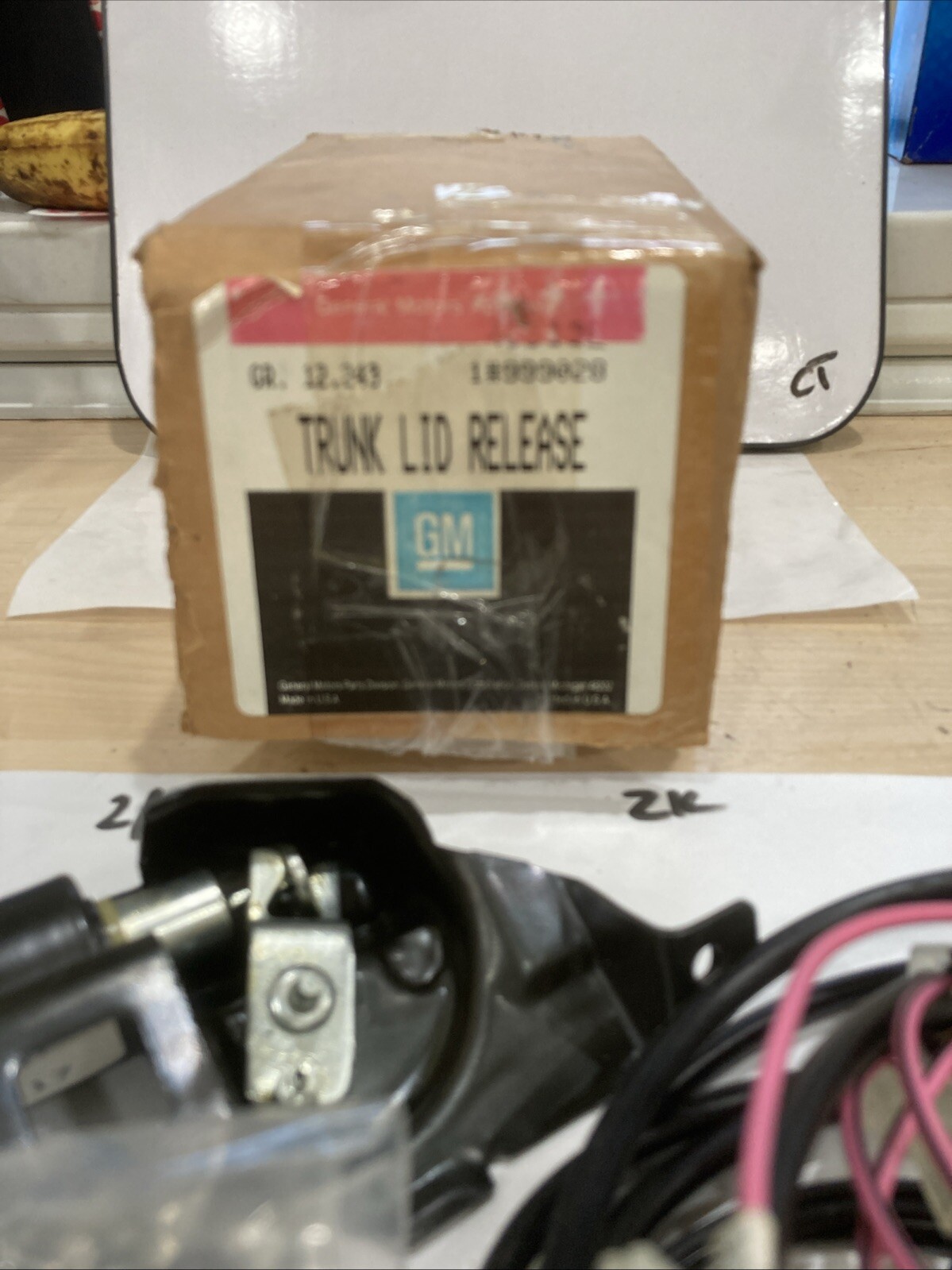 NOS 1985 1986 1987 1988 GM A Series Remote Power Trunk Lid Release Kit 999028 - Image 4