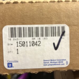 NOS 1994-05 CHEVY GMC OLDS S10 S15PICKUP BLAZER RH DOOR OUTR GLASS SEAL 15011042