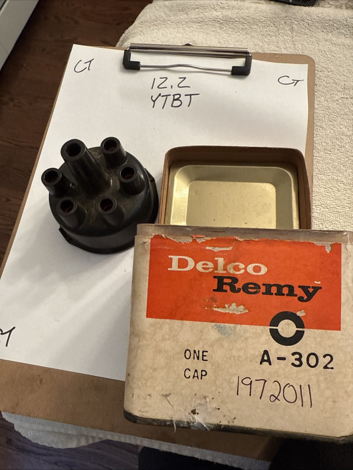 NOS Delco Remy Distributor Cap 6 Cyl #1972011 A-302 1950-66 Dodge, Hudson, etc - Image 3
