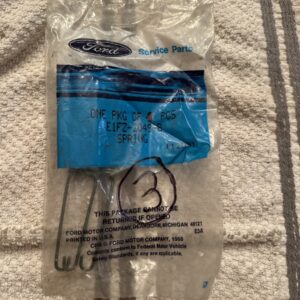 NOS Ford Springs  E1FZ-2049-B / 3 pcs in 1 pkg