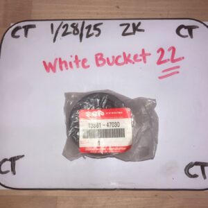 NOS GENUINE SUZUKI AIRBOX CARB RUBBER GS550 13881-47030 FAST SHIP GS 550 GS550L