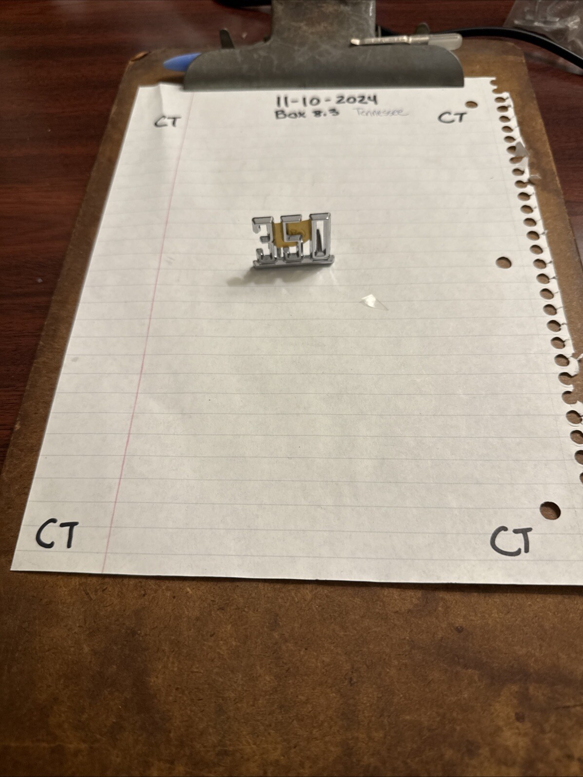 NOS GM 1967 Chevy Camaro "350" Fender Emblem #3905718 Open Box