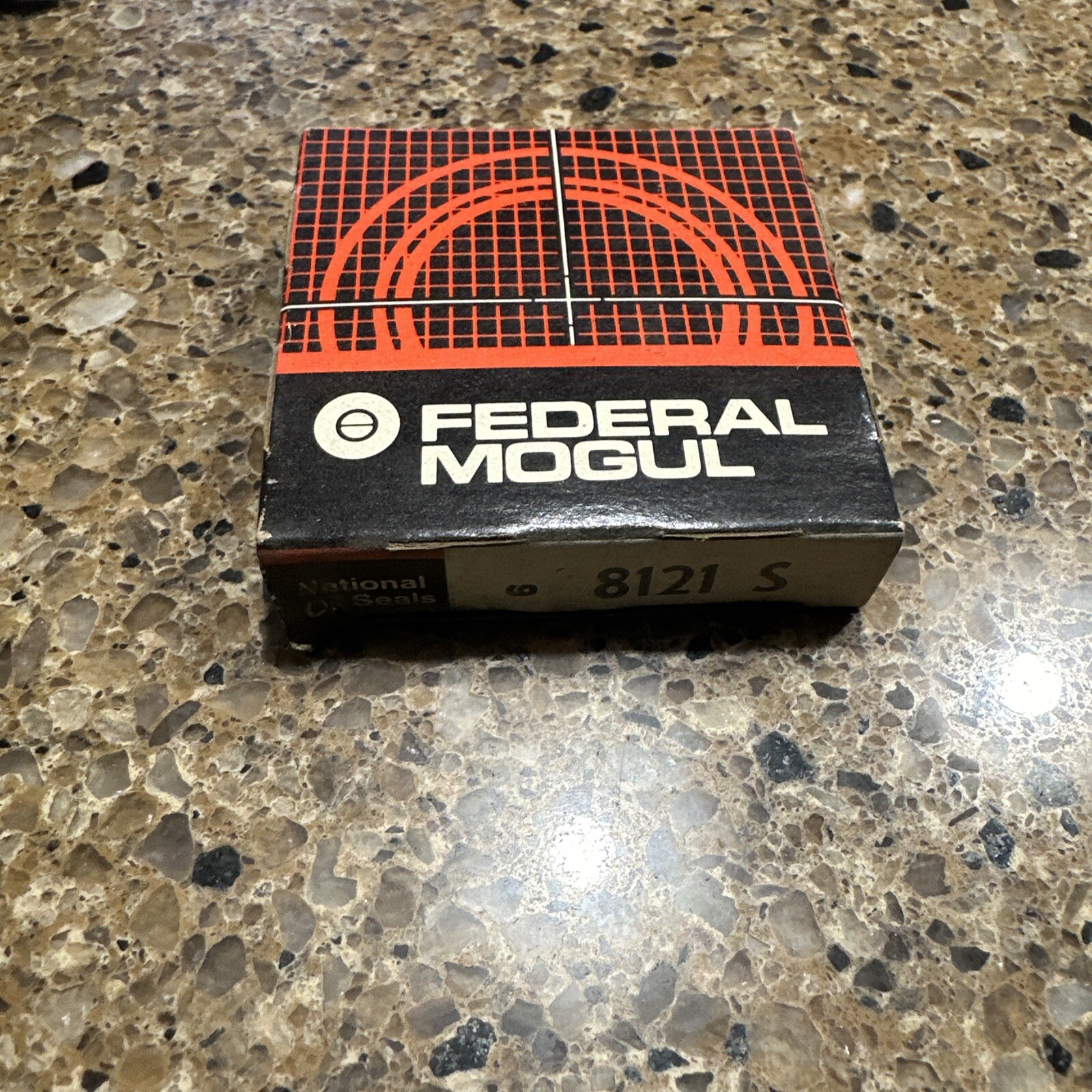 NOS National 8121S Oil Seal New In The Box! F+S!