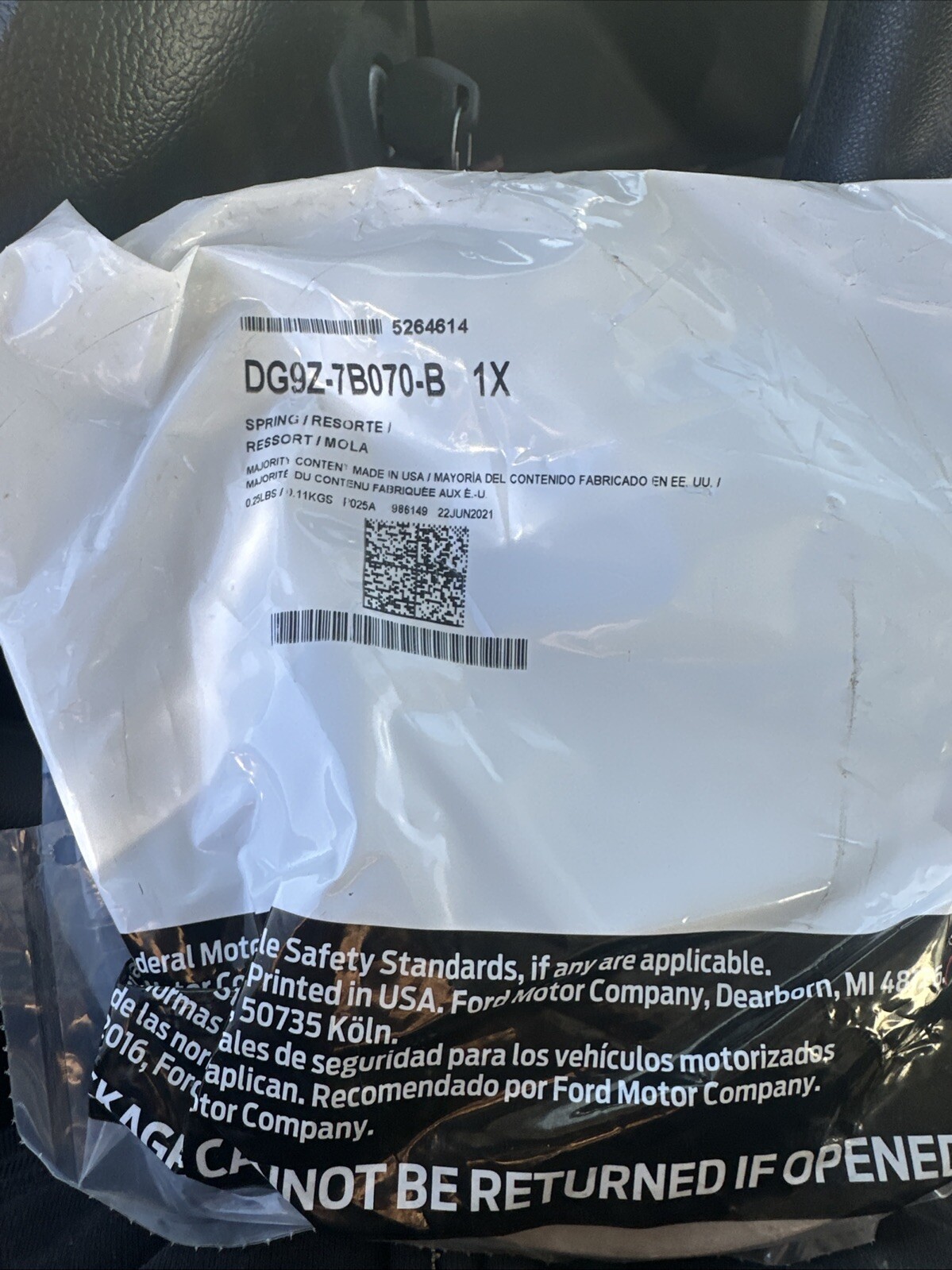 New Genuine Ford Spring DG9Z7B070B / DG9Z-7B070-B OEM