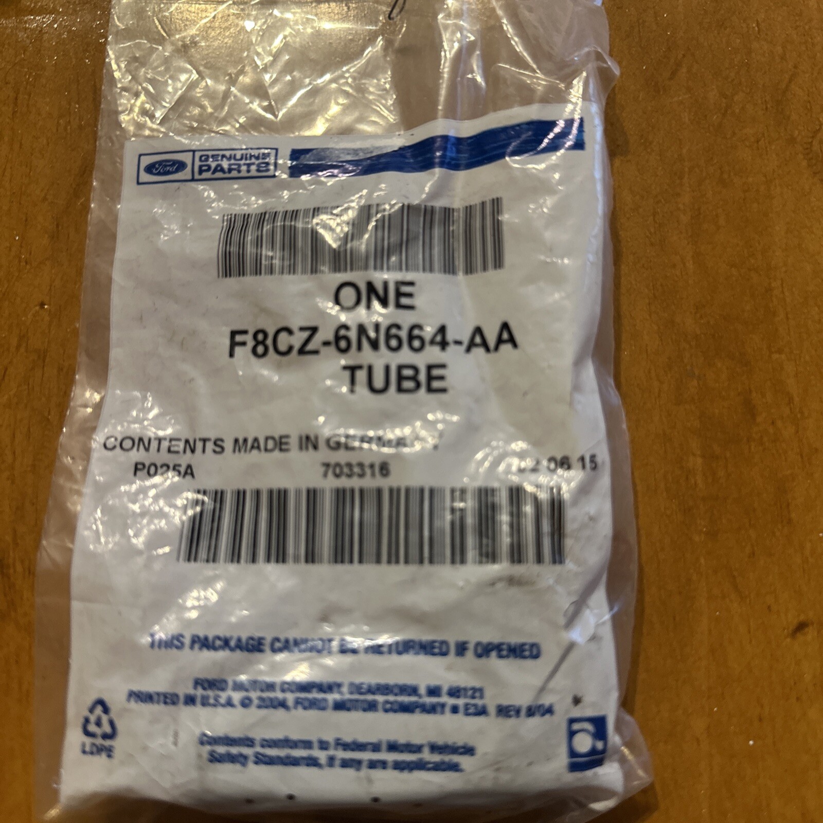 New Genuine Ford Tube - Crankcase Ventilation F8CZ6N664AA / F8CZ-6N664-AA OEM