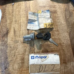 OEM Mopar Door Lock Cylinder With Keys 04378171 4378171 NOS