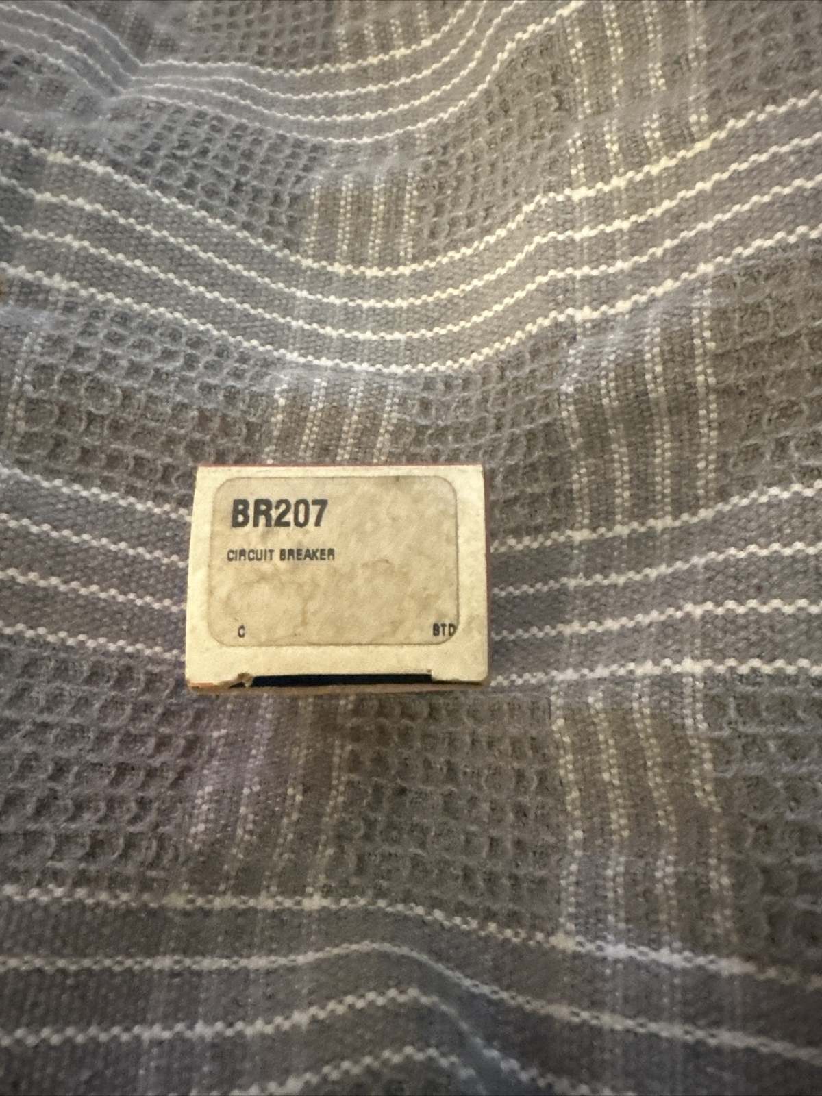 One New Standard Ignition Circuit Breaker BR207 D9ZZ14526H