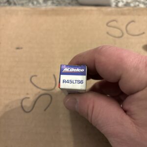 R45LTS6 ACDelco Genuine GM Spark Plug NOS