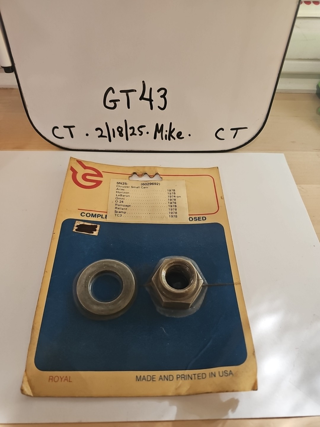 Royal Spindle Nut SN25 (6029692) For Chrysler Small Cars