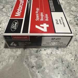 SET OF 4 MOTORCRAFT SPARK PLUGS SP411 NEW
