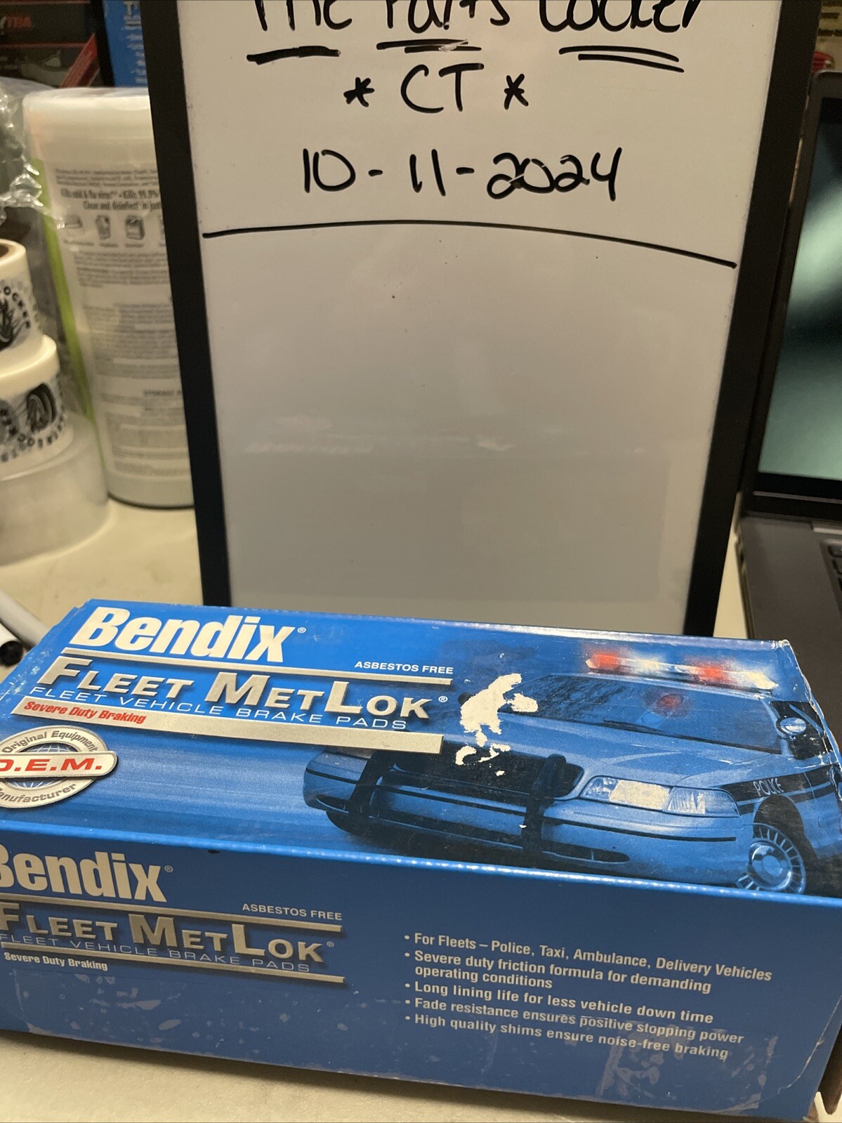 Semi-Met Brake Pads Bendix MKD215FM