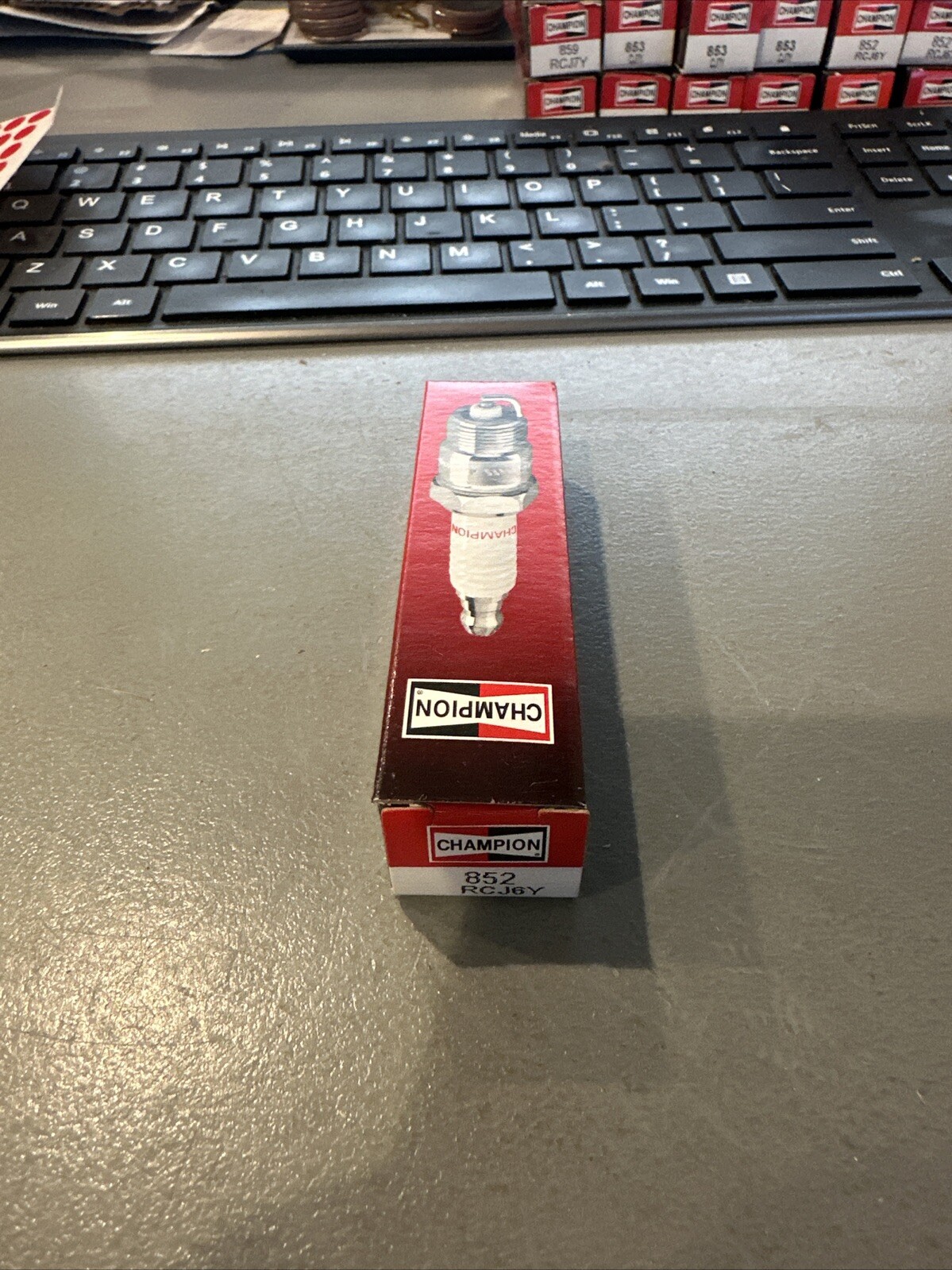 Spark Plug / Champion CJ8Y 848 - Image 5