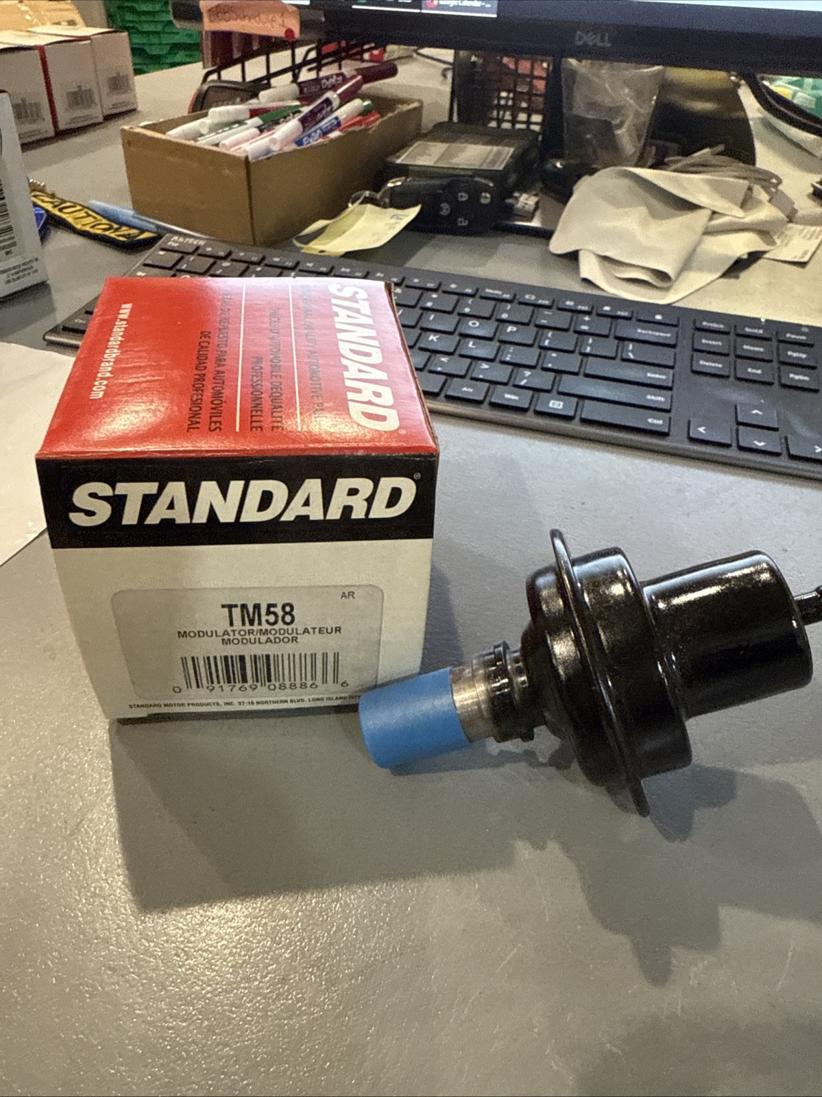 Standard Automatic Transmission Vacuum Modulator for Grand Prix Celebrity TM-58