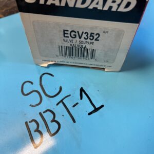 Standard Motor Products Exhaust Gas Recirculation (EGR) Valve EGR Valve EGV352