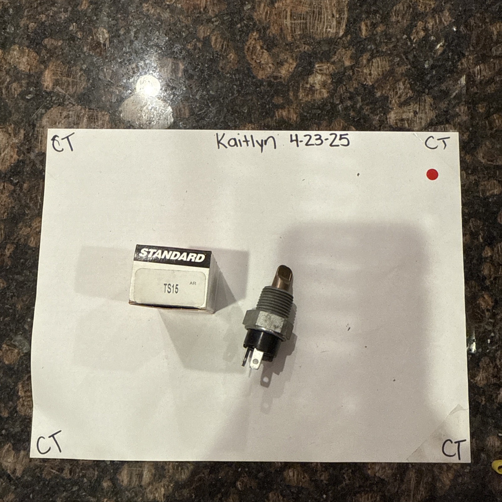 Standard Motor Products TS-15 Engine Coolant Temperature Sender