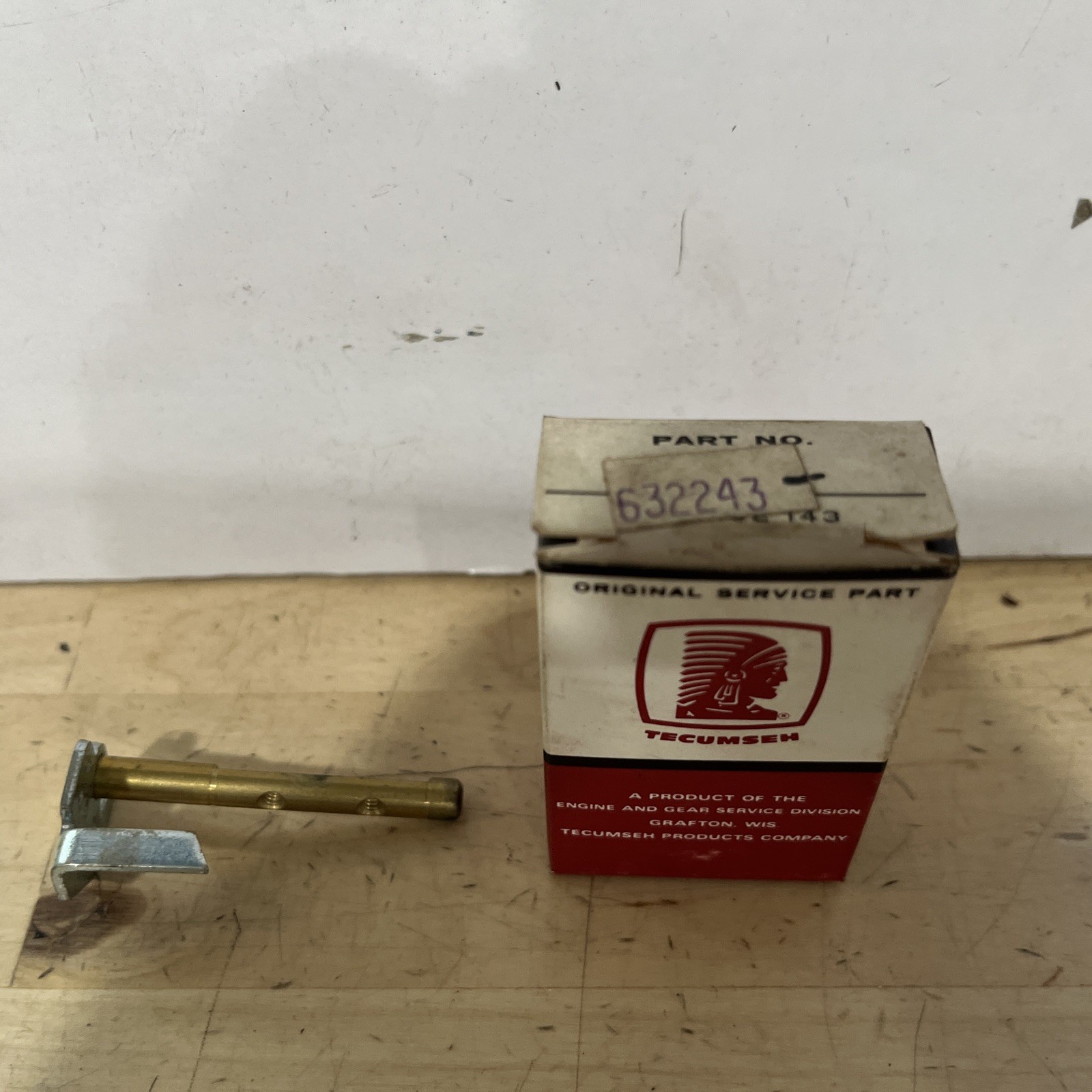 Tecumseh Shaft And Lev 632243 S-17 - Image 3