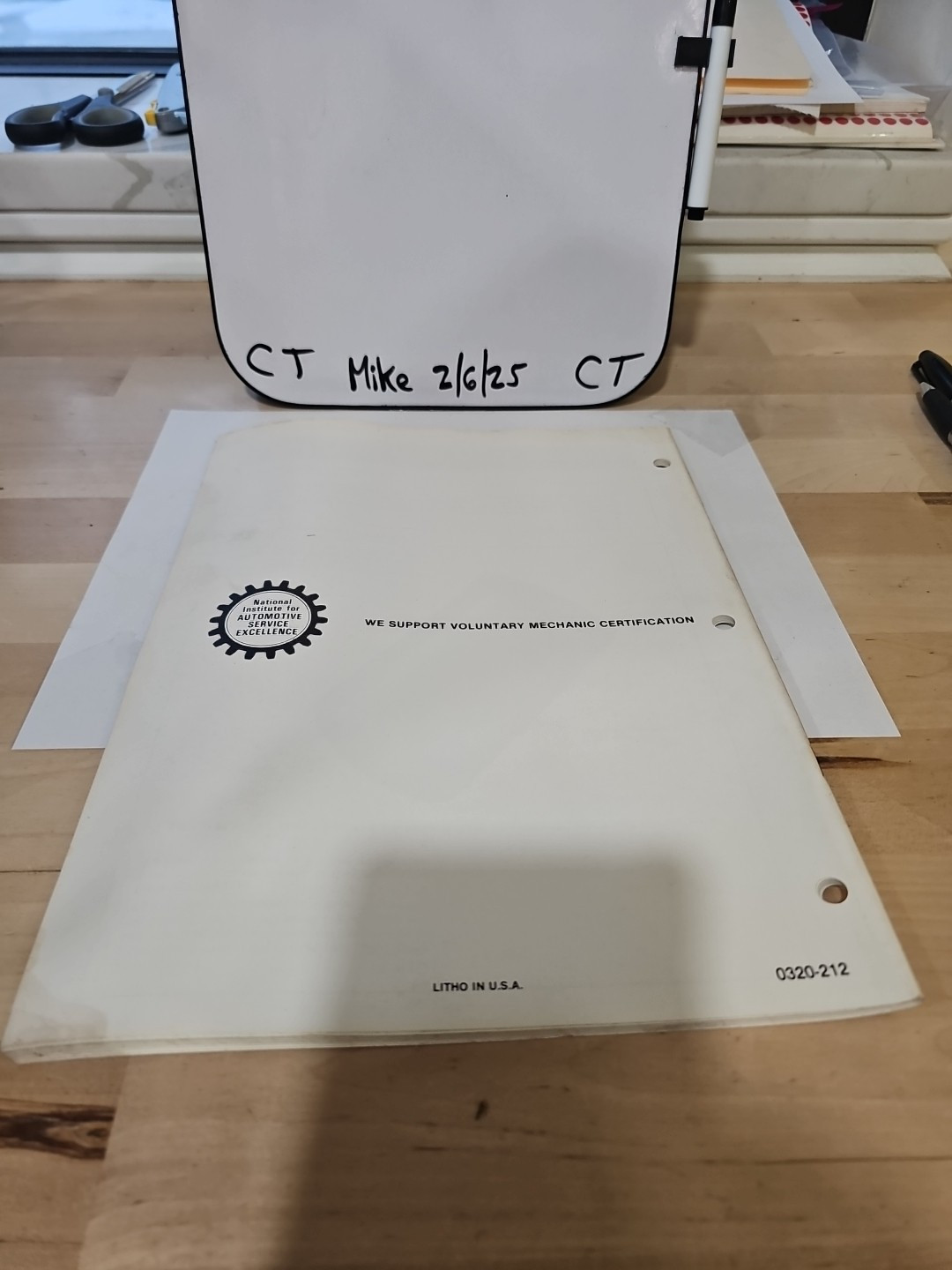 VINTAGE 1980 FORD TRUCK SERVICE HIGHLIGHTS CHASSIS FEATURES SERVICE MANUAL - Image 3