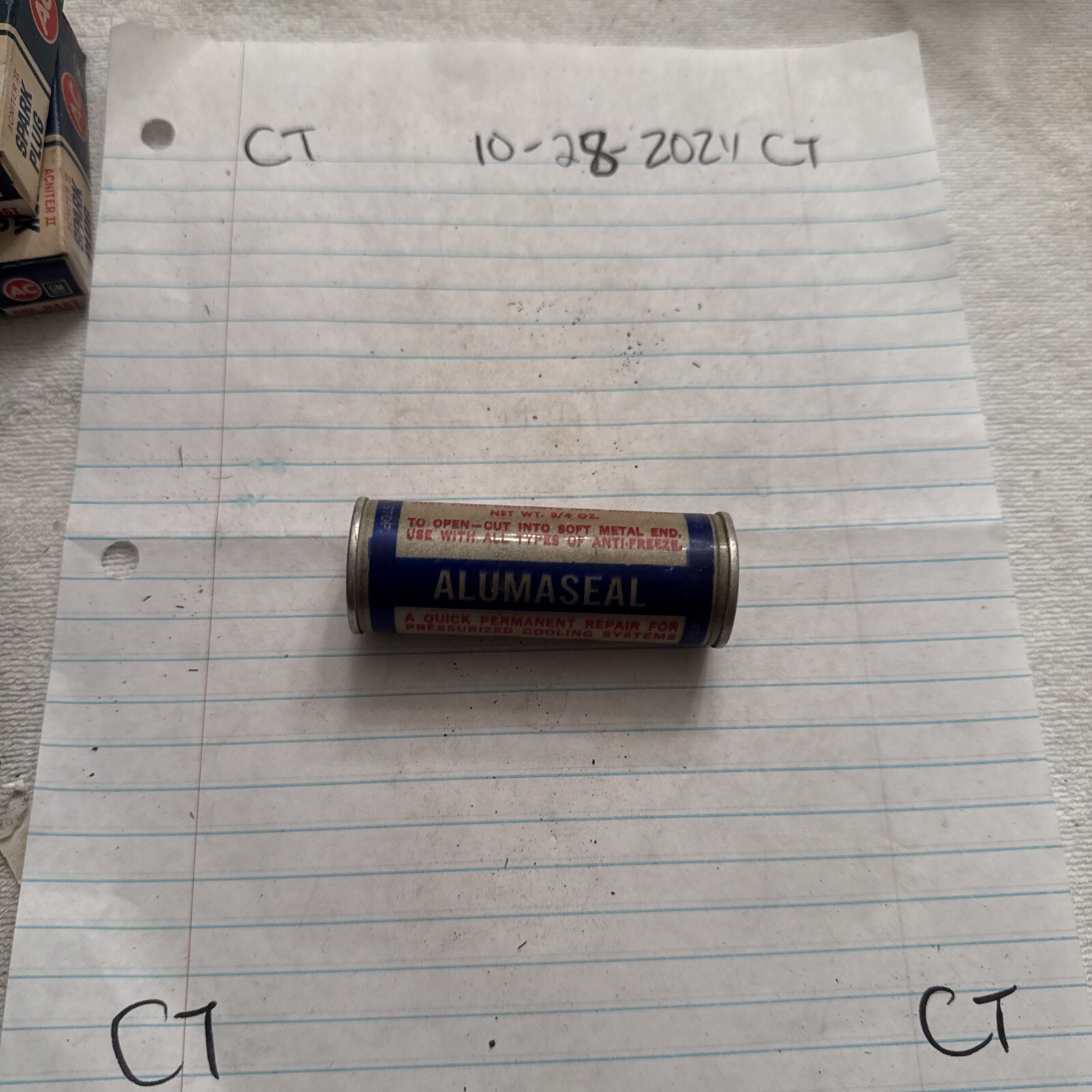 VINTAGE ANTIQUE ALUMASEAL "WORLD'S BEST STOP LEAK" TUBE WITH CONTENTS SOME WEAR