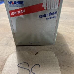 Wagner Sealed Low Beam Incandescent Headlight 4000 NOS
