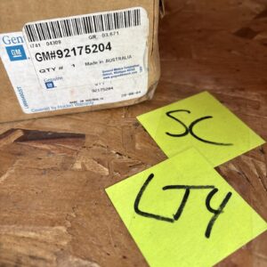 05-06 Pontiac GTO 04-09 XLR 97-12 Corvette Front Brake Pads Genuine GM 92175204