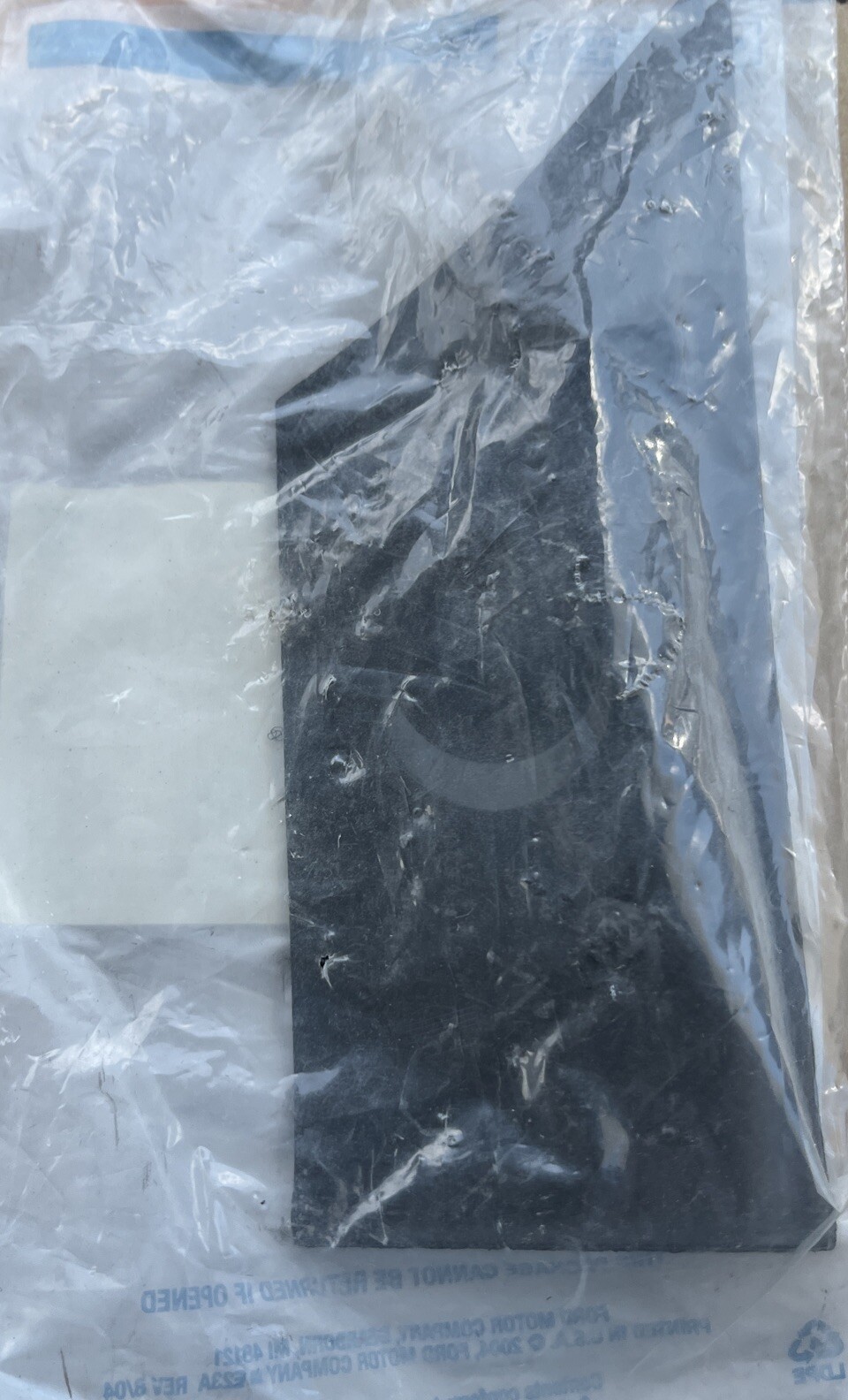 05-07 Ford Super Duty Front Bumper Cover Spacer F-250/350/450/550 5C3Z-17A861-AB - Image 3