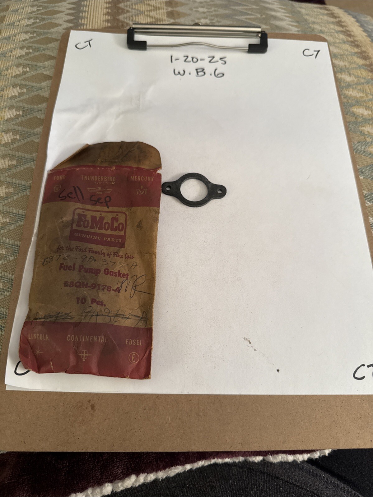 (1) Ford Edsel Fuel Pump Mounting Gasket, 1959 Thunderbird, B8QH-9178-A