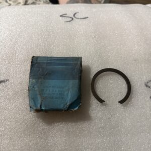 (1) Ford Snap Ring 371362-s Sold Individually