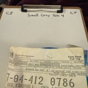 (1) NOS GM 9439636 1965-1974 BIG BLOCK EXHAUST MANIFOLD BOLT NOS OEM