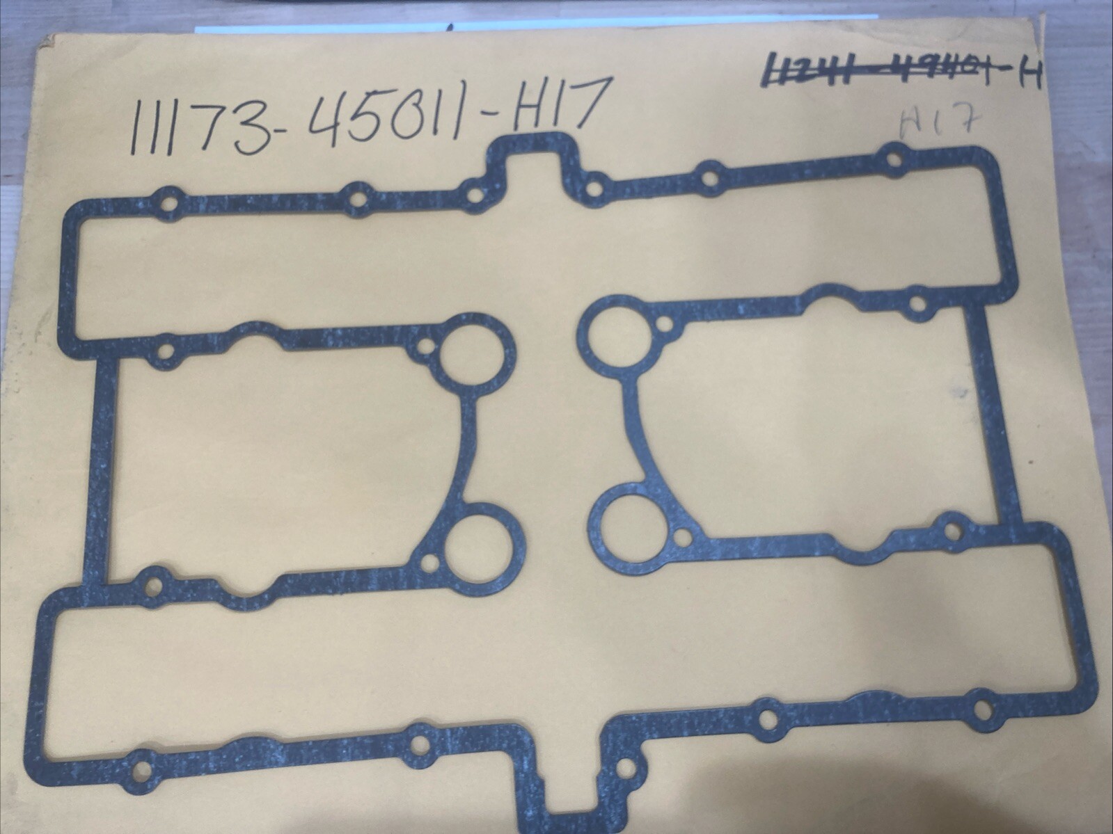 11173-45010 SS 11173-45011-H17 GASKET,HD CVR GS850 1982-1983 (Suzuki Replace) - Image 3
