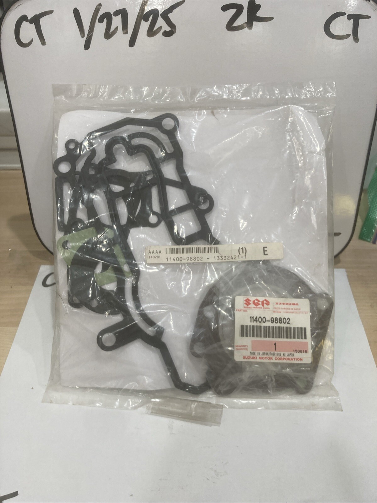 11400-98802 Suzuki Gasket set, New Genuine OEM Part